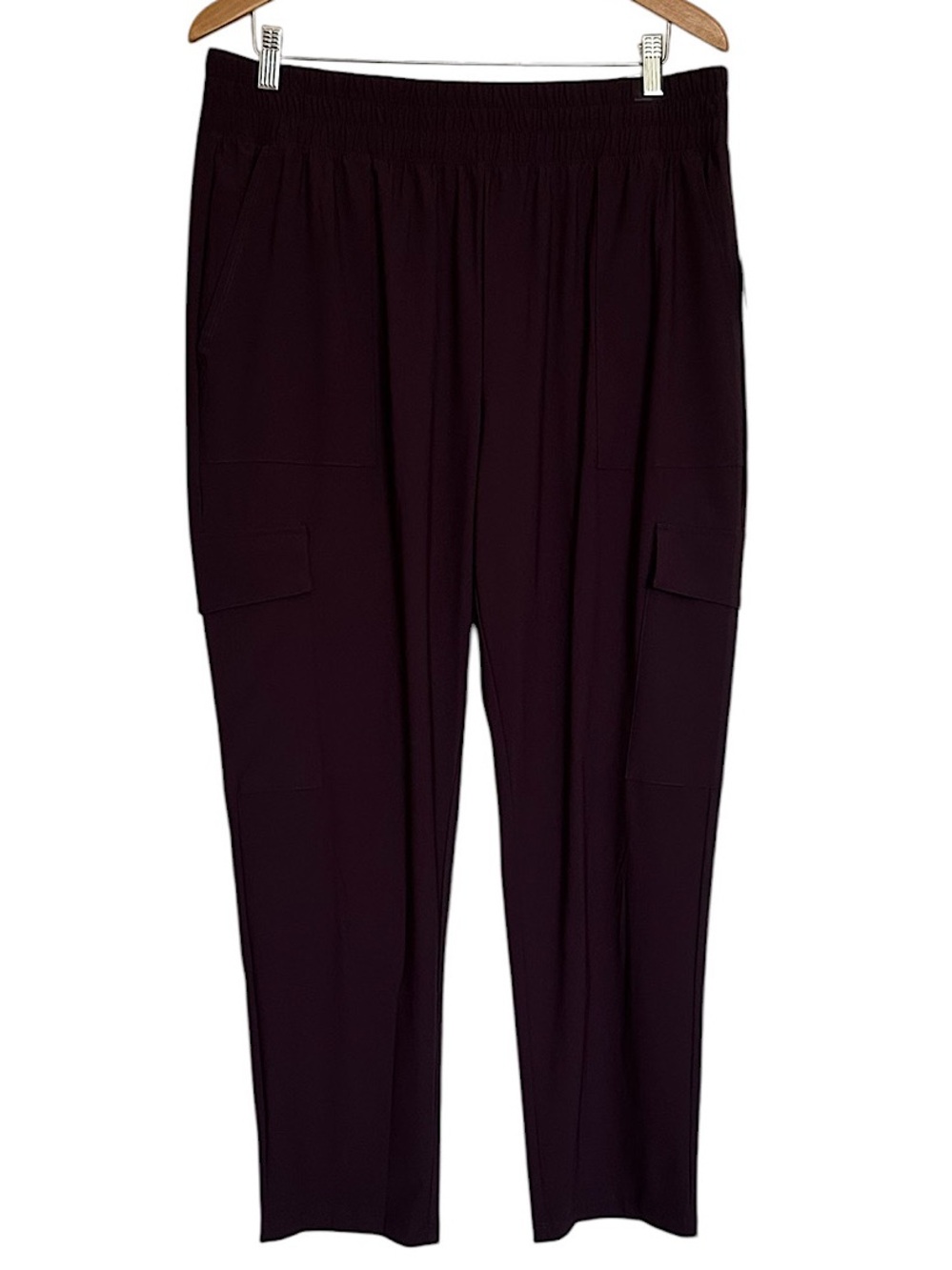 NWT Old Navy High Waisted SleekTech Cargo Ankle Pants Women’s Large Burgundy
